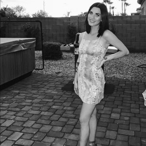 Meet your Posher, Isabella